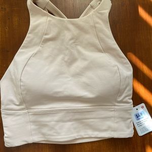 LULULEMON FREE TO BE SERENE BRA - high neck sz 2 light pink